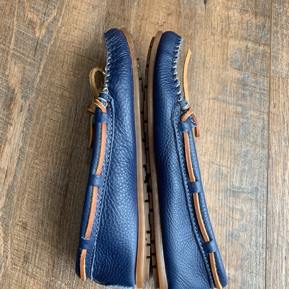 Minnetonka Navy Blue Leather Moccasin Driving Shoes 619R Women’s Size 8 - Picture 4 of 6